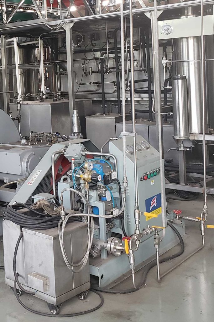 CO2 recovery system of CO2 extractor