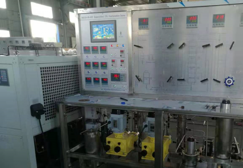 Supercritical Fluid Fractionation Unit