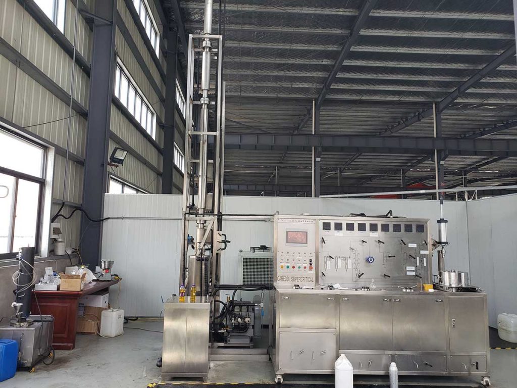 Supercritical CO2 extraction and fractionation equipment