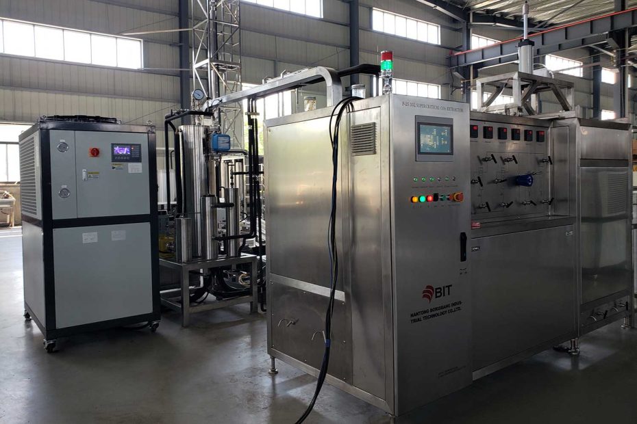 CO2 rose oil extraction machine