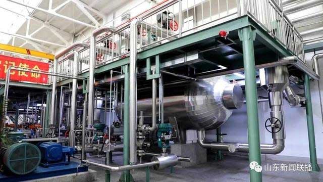 Waterless dyeing machine